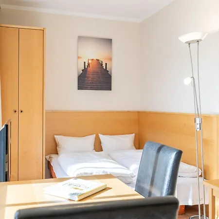 Apartment Einladende In Mit Balkon Und Wlan Sellin (Rugen)